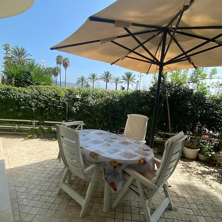 Garden House On The Promenade - Sea View * Niza