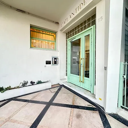Apartamento Garden House On The Promenade - Sea View Niza